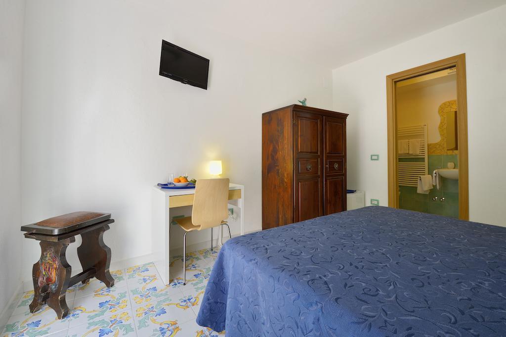 Bnb Le Isole Forio  ห้อง รูปภาพ